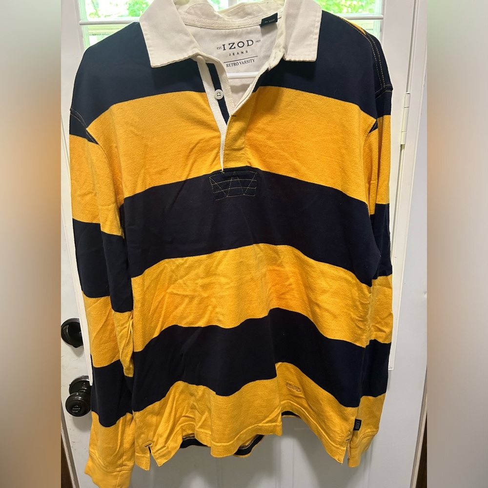 Izod Men’s long sleeve shirt